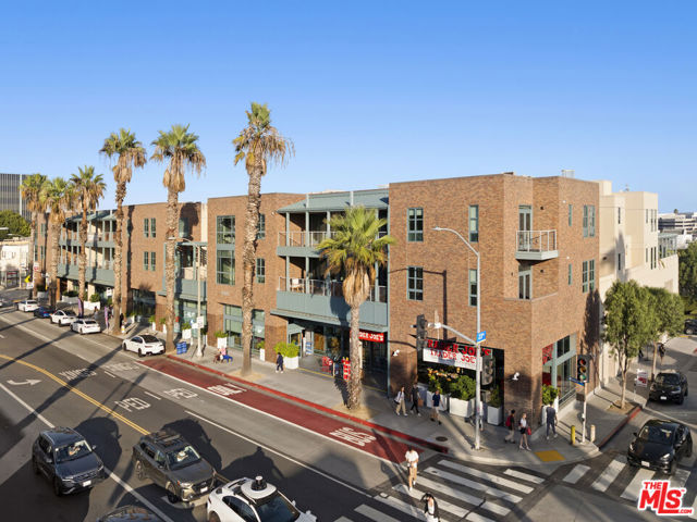 2300 Wilshire Boulevard, 217 photo 18