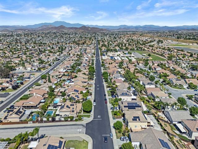 25231 Ridgemoor Road, Menifee CA: https://media.crmls.org/mediaz/8e491cfd-1885-4b76-86f3-920a0210aeb0.jpg