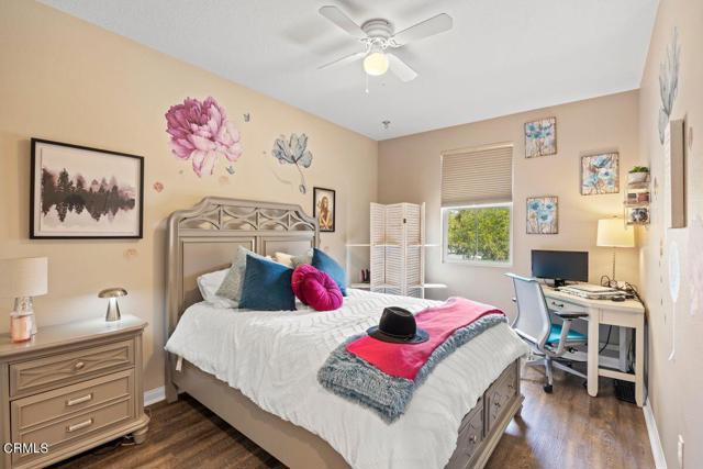 3004 Moonlight Park Avenue, Oxnard CA: https://media.crmls.org/mediaz/8e49eb16-8c93-4950-9592-273889a12efa.jpg