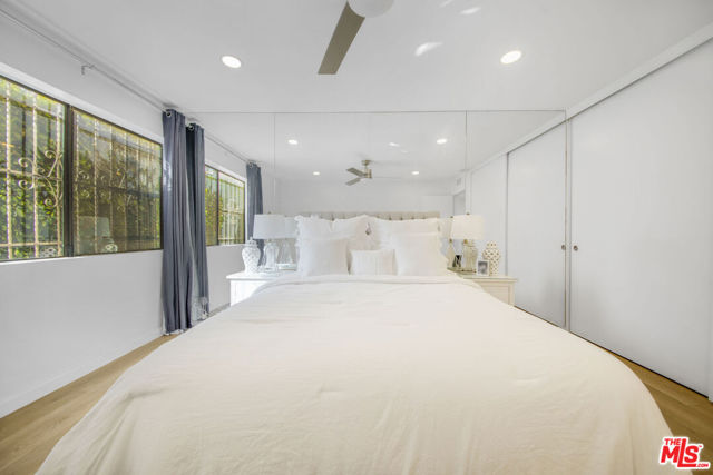 1010 Hammond Street, West Hollywood CA: https://media.crmls.org/mediaz/8e4a1e4d-3f79-4c46-bb93-ebc9ef0c9766.jpg