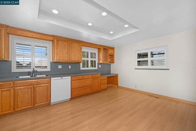 58 Ramsgate Lane, Pleasant Hill CA: https://media.crmls.org/mediaz/8e4a5507-ce7a-4b9a-9efd-4abe872ad1bc.jpg