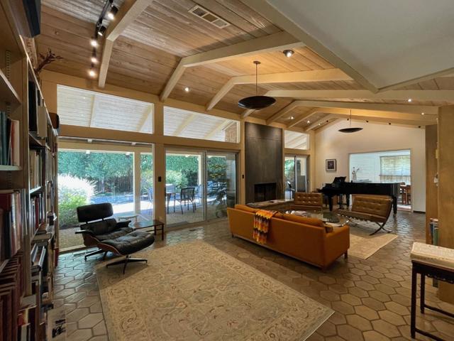 843 Sonoma Terrace, Stanford CA: https://media.crmls.org/mediaz/8e4ad726-6efe-4a64-8a95-c8bb17963879.jpg