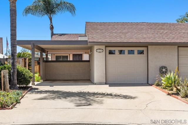 545 Shady Brook Pl, Escondido CA: https://media.crmls.org/mediaz/8e4b5ca6-ff64-401c-bf59-6829f4f86491.jpg