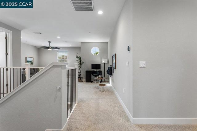 17691 Whisper Ln, Castro Valley CA: https://media.crmls.org/mediaz/8e4c2acb-27d6-4999-94eb-62dab0beab03.jpg