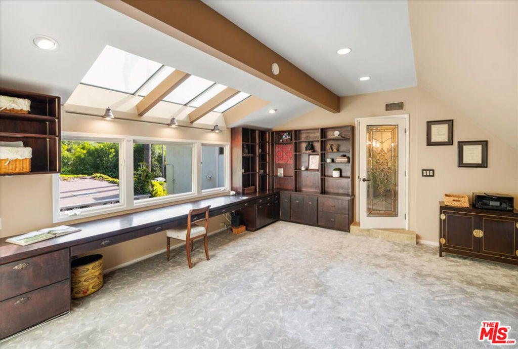 11818 Laurel Hills RoadStudio City img 23