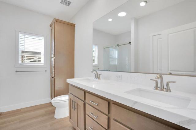 144 Holm Road, Watsonville CA: https://media.crmls.org/mediaz/8e4cd327-0441-4dbb-ba92-eb303af9445a.jpg