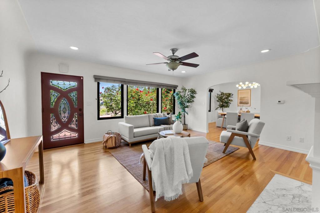 4391 Middlesex Drive - photo 7