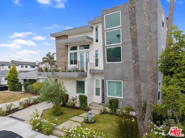 2618 Nelson Avenue, Redondo Beach, California 90278, 5 Bedrooms Bedrooms, ,4 BathroomsBathrooms,Residential,For Sale,Nelson,24415013