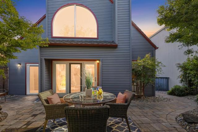 619 Mystic Lane, Foster City CA: https://media.crmls.org/mediaz/8e4d0504-a08e-428c-9dfe-01f6c7f72b3c.jpg