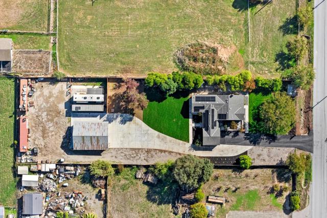 11840 Foothill Avenue, Gilroy CA: https://media.crmls.org/mediaz/8e4d2cb7-0c6d-4877-a93b-28a8d49c9081.jpg