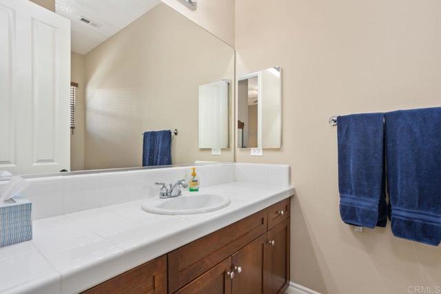 Detail Gallery Image 25 of 53 For 1742 Cuadro Vista, San Marcos,  CA 92078 - 3 Beds | 3/1 Baths