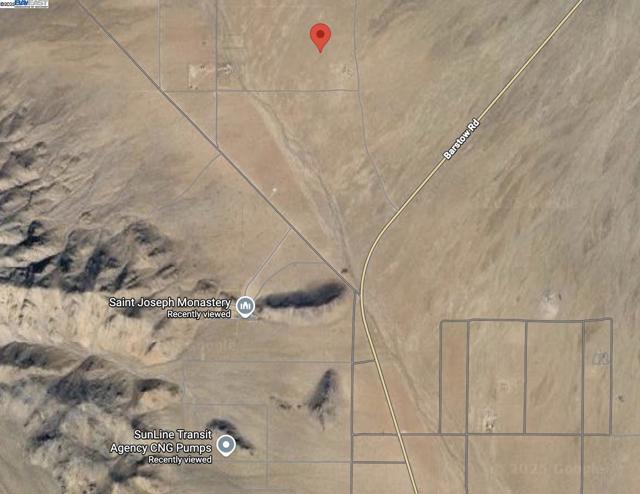 0 Bayberry road, Lucerne Valley CA: https://media.crmls.org/mediaz/8e4f6196-1a0f-44e2-9015-dde3143c8b83.jpg
