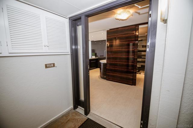 Image 6 of 38 For 4767 Ocean Blvd  712