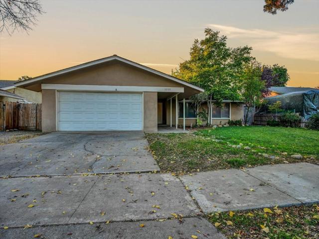 3559 Vernal Avenue, Merced CA: https://media.crmls.org/mediaz/8e502a45-02a2-4e93-a8cb-b1562ef26c55.jpg