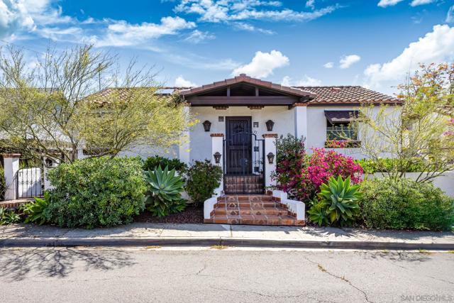 2541 Haller St, San Diego CA: https://media.crmls.org/mediaz/8e503f66-31d9-4529-b41b-740cdc63b4cf.jpg