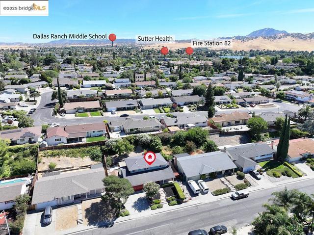 232 Boulder Drive, Antioch CA: https://media.crmls.org/mediaz/8e50626c-a527-471d-99e6-83e3fbd852ec.jpg