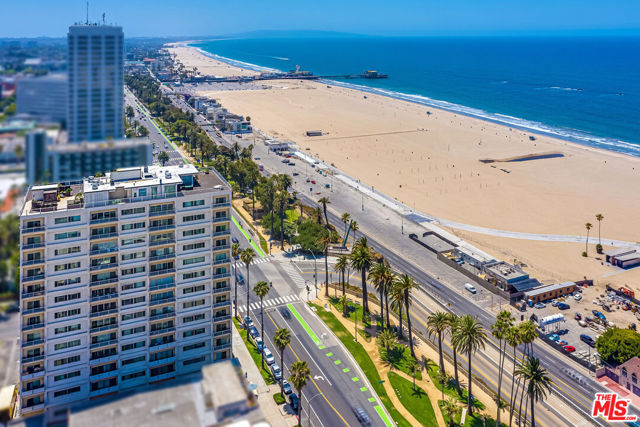 101 California Avenue, Santa Monica CA: https://media.crmls.org/mediaz/8e50b835-4772-4cec-ae35-400570fed889.jpg