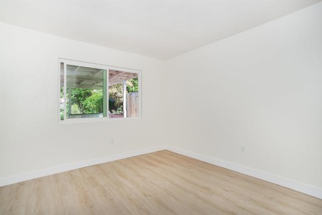1441 Peacock Blvd, Oceanside CA: https://media.crmls.org/mediaz/8e51af4e-2346-4e42-bb4e-af887fedca36.jpg