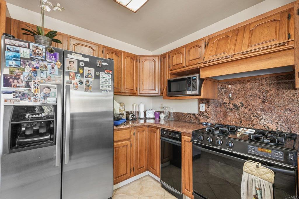 10436 Bedfont Circle - photo 13