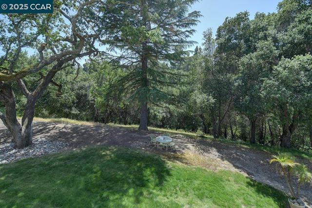 1873 Golden Rain Rd., Walnut Creek CA: https://media.crmls.org/mediaz/8e521885-c971-4371-829d-6838c7edc7bc.jpg