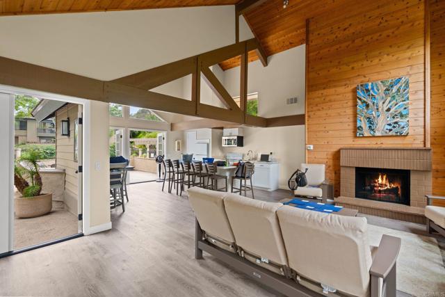Detail Gallery Image 35 of 40 For 5987 Gaines St, San Diego,  CA 92110 - 2 Beds | 2/1 Baths