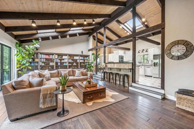 61 Oak Haven Way, Woodside CA: https://media.crmls.org/mediaz/8e52d3a3-5bd9-488f-a0f9-7751c31662f5.jpg