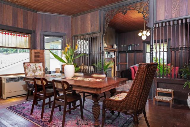 21130 E Cliff Drive, Santa Cruz CA: https://media.crmls.org/mediaz/8e537f0b-7e55-4f81-8aec-946146534524.jpg