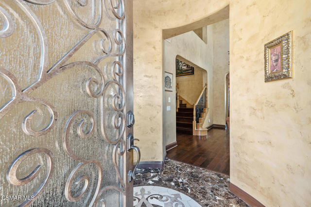 1728 Bluesage Court, Simi Valley CA: https://media.crmls.org/mediaz/8e53ec74-3896-434d-becb-f31a80f31df9.jpg