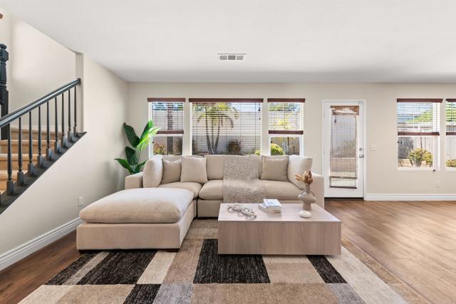 359 Franciscan Way, Oceanside CA: https://media.crmls.org/mediaz/8e544c7c-8395-4426-8e12-0a1b7114e6d9.jpg