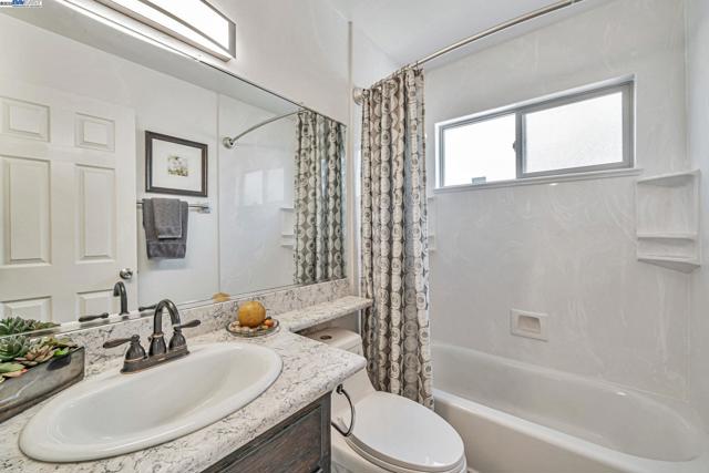 8629 Beverly Lane, Dublin CA: https://media.crmls.org/mediaz/8e54db74-6649-4047-b081-33215eef2290.jpg