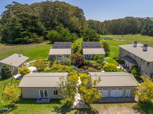 28651 S Highway 1, Point Arena CA: https://media.crmls.org/mediaz/8e555d4b-dfe8-4a77-8b95-b090da3c6f03.jpg