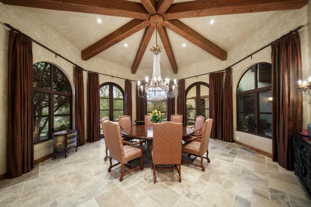 49518 Hidden Valley N Trail, Indian Wells CA: https://media.crmls.org/mediaz/8e556120-85ae-406d-8020-209902c7b237.jpg