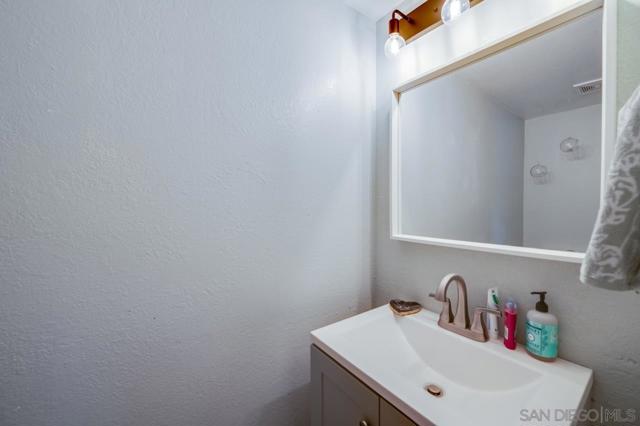 8713 15 Central Way, Spring Valley CA: https://media.crmls.org/mediaz/8e55877b-53df-4e75-ad1d-8db356161280.jpg