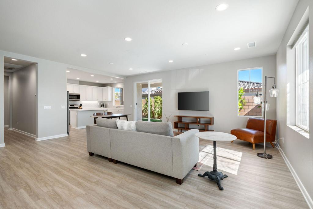 MLS #219138105DA image #5