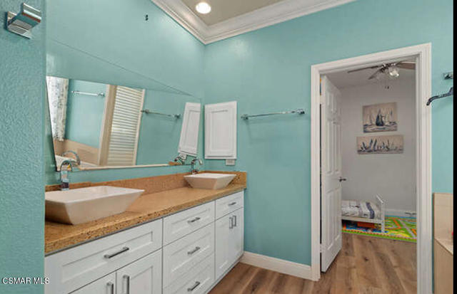 2336 Summerwind Place, Carlsbad CA: https://media.crmls.org/mediaz/8e55d4f5-cfbf-4639-837a-742776b2cd14.jpg