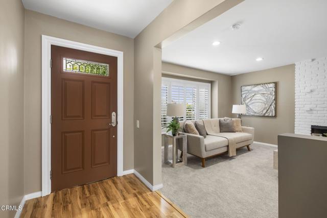 4915 Trend Terrace, La Crescenta CA: https://media.crmls.org/mediaz/8e56896d-906e-4ac5-9ffa-d88a8bf58154.jpg