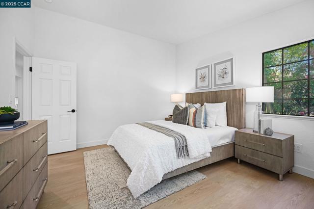 2085 Shady Creek Pl, Danville CA: https://media.crmls.org/mediaz/8e56b071-b372-427a-97de-f1fafc790028.jpg