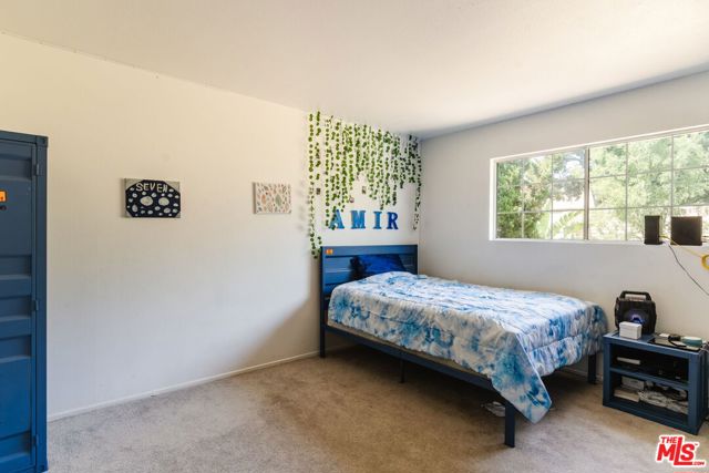 19121 Kenya Street, Porter Ranch CA: https://media.crmls.org/mediaz/8e56db18-35ab-46e2-ad54-f37d898728e0.jpg