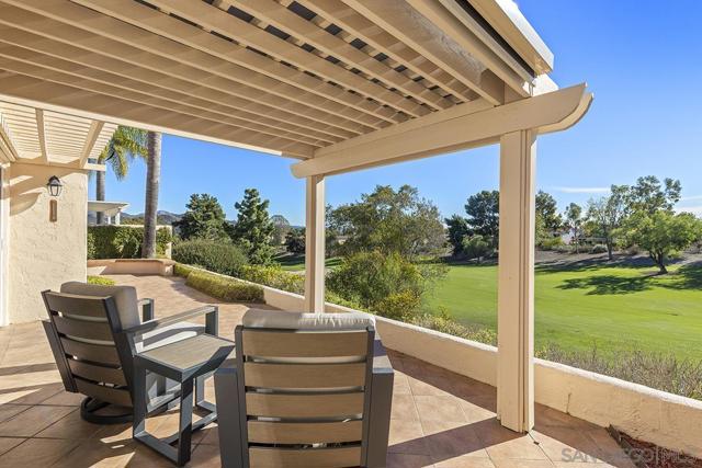 12071 Caminito Corriente, San Diego CA: https://media.crmls.org/mediaz/8e587041-8ada-45d7-8cf6-eb149d8bc80f.jpg