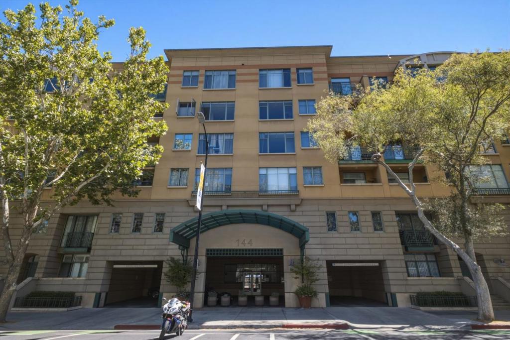 144 S 3rd Street #609