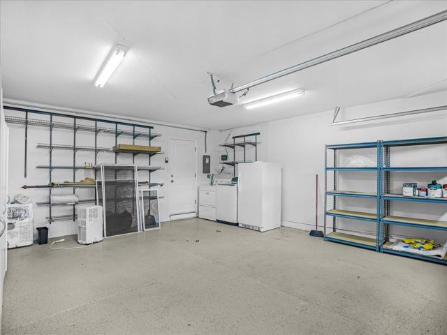 651 Starbush Drive, Sunnyvale CA: https://media.crmls.org/mediaz/8e5a4e3d-45cc-4f29-951d-74f2121d527a.jpg