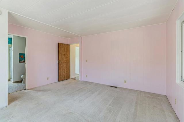 812 W Clover Road, Tracy CA: https://media.crmls.org/mediaz/8e5a8a7a-476e-42e1-8ac9-218fbb53fc68.jpg