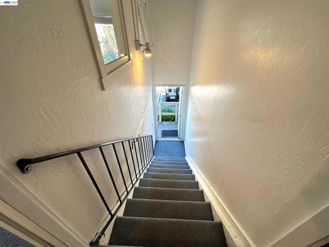 Image 10 of 26 For 150 Shoreline Hwy