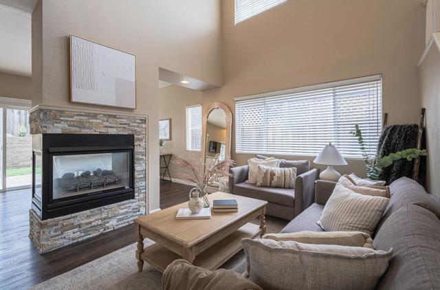 18106 Stonehaven, Salinas CA: https://media.crmls.org/mediaz/8e5bd04b-a0e2-4c05-b99a-c6e2cad1ff47.jpg
