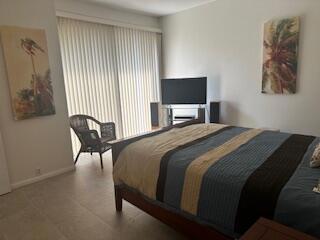 547 Desert West Drive, Rancho Mirage CA: https://media.crmls.org/mediaz/8e5cfa5c-f9dd-436c-b2ce-e845f226b8f6.jpg