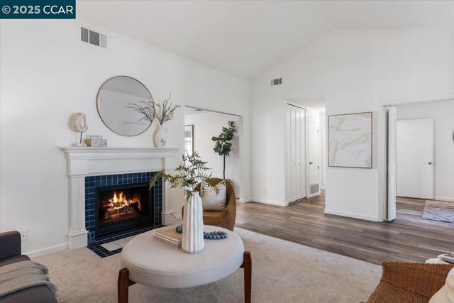 846 Royal Ann Lane, Concord CA: https://media.crmls.org/mediaz/8e5d184d-6ec4-4266-9b98-6223dc1fc0e5.jpg
