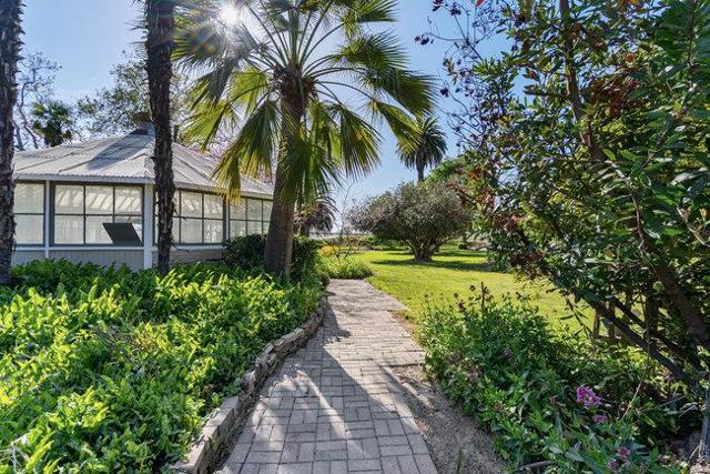 610 San Felipe Road, Gilroy CA: https://media.crmls.org/mediaz/8e5dee3a-e5c7-4ec5-92c7-32b2d200d835.jpg