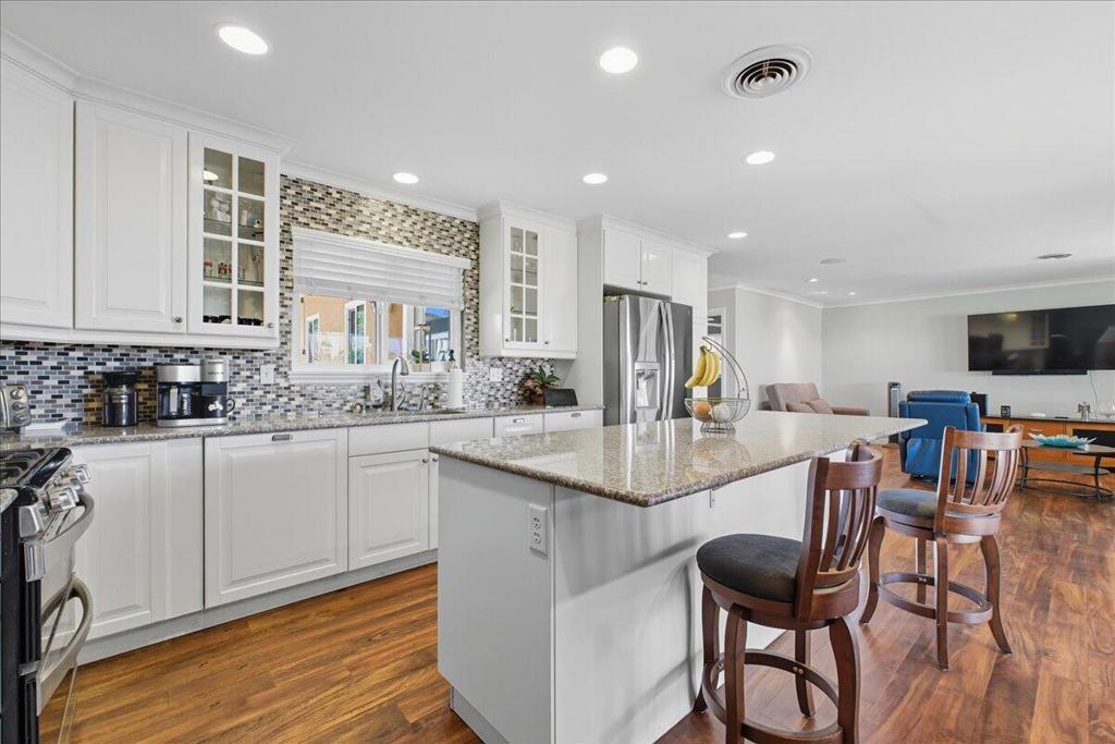 MLS #219136485DA image #1