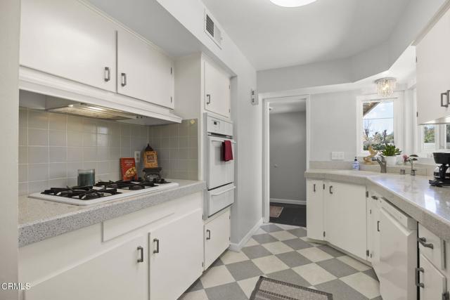 514 Avenida De La Vereda, Ojai CA: https://media.crmls.org/mediaz/8e5e87c0-22e2-480b-8274-ede7cc7d5cec.jpg