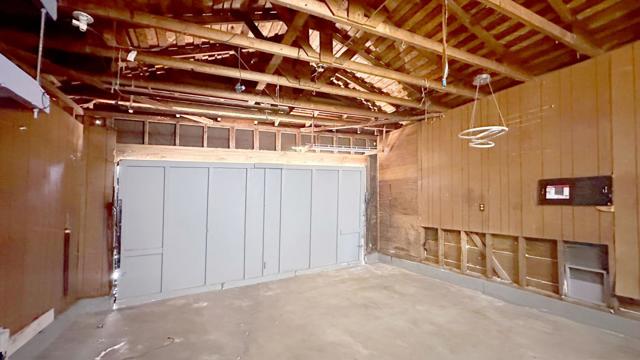 2085 Ashwood Lane, San Jose CA: https://media.crmls.org/mediaz/8e5f0976-e9c3-4ecd-b3e8-bb5f6cfa3347.jpg